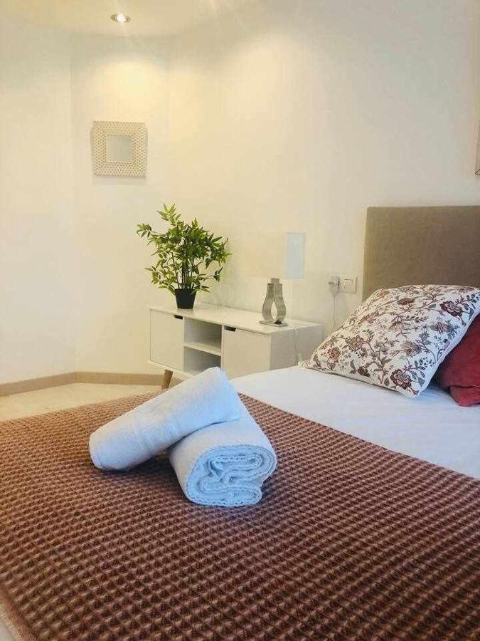 Avenida Apartamento Oviedo Bagian luar foto