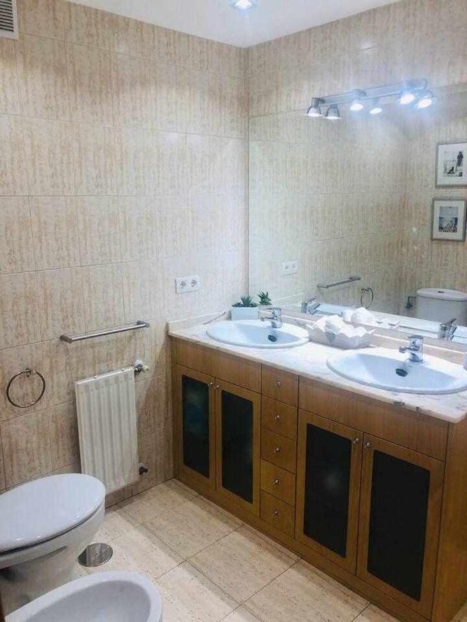 Avenida Apartamento Oviedo Bagian luar foto