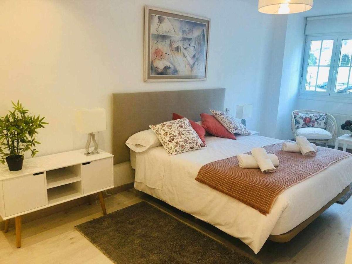 Avenida Apartamento Oviedo Bagian luar foto