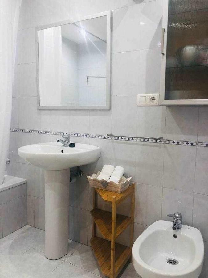 Avenida Apartamento Oviedo Bagian luar foto